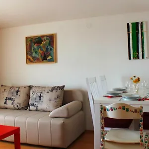 Mladen Apartman