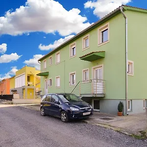 Apartament Ariana 1989, Fažana